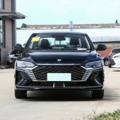Benzine Aeolus Yixuan Max 2024 Luxe Edition Sedan met kenmerken en luxe design