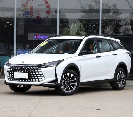 6 luidsprekers Aeolus Yixuan GS 2023 Mach 1.5L Automatic Star Edition met Sport Kit Gasoline Car