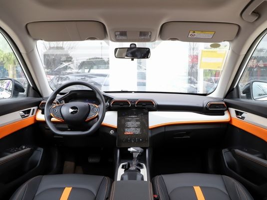 6 luidsprekers Aeolus Yixuan GS 2023 Mach 1.5L Automatic Star Edition met Sport Kit Gasoline Car