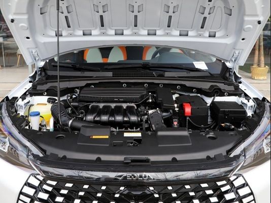 6 luidsprekers Aeolus Yixuan GS 2023 Mach 1.5L Automatic Star Edition met Sport Kit Gasoline Car