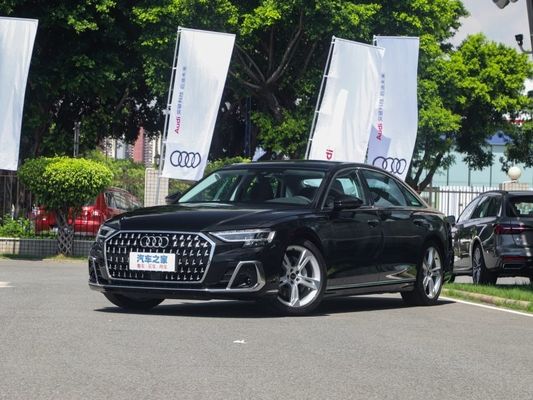 Benzinauto met automatische versnellingsbak Audi A8 2023 A8l 50tfsi Quattro Selected Version