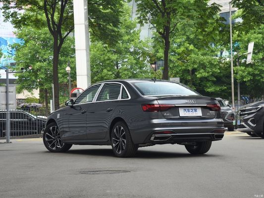 Audi A4l 2023 40tfsi Mode Elegante versie met 56L olie tank Op maat gemaakte aanvraag