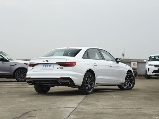 2023 Audi A4l 40tfsi Luxe Dynamic Version Benzine auto met 5 zitplaatsen Aanpassing