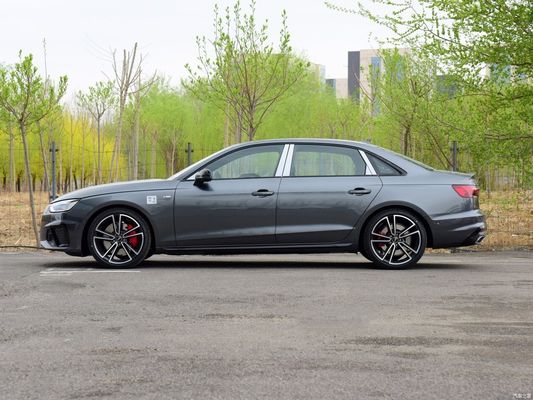 Audi A4l 2023 45tfsi Quattro Selected Dynamic Version Sedan met automatische transmissie