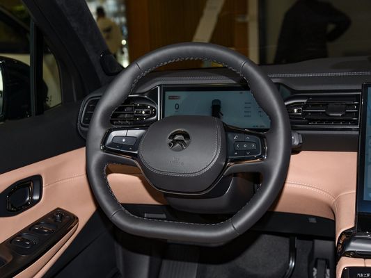 400kw 2022 Nio Es8 7-zitplaatsen EV SUV Voorwiel Vorm Dubbele Wishbone Onafhankelijke ophanging