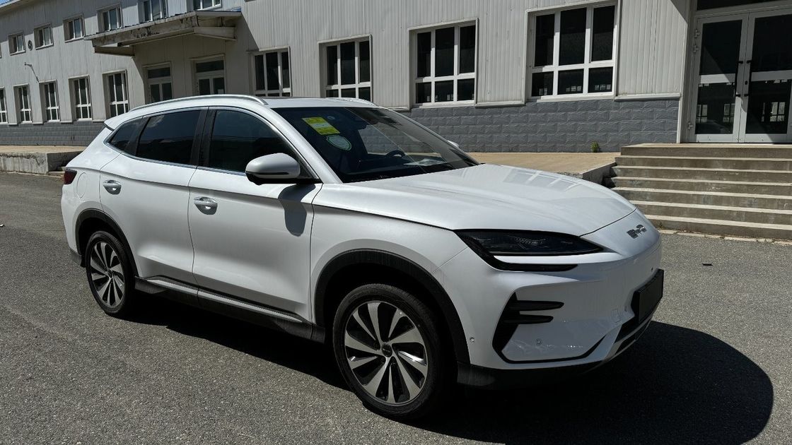 2023 Byd E2 EV Car Luxury Edition Pure Electric Car met witte kleur en links stuur