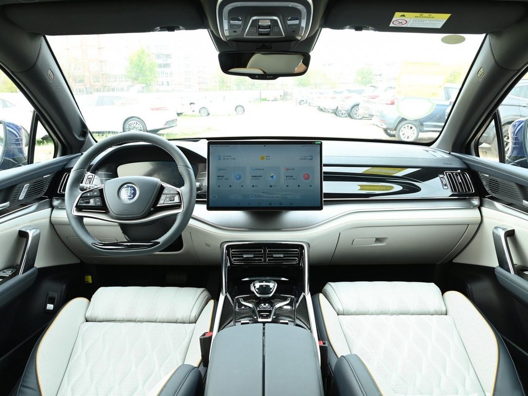 EEG-gecertificeerd 2022 BYD Tang EV 635 km 4WD Flagship Edition 6-zits elektrisch voertuig