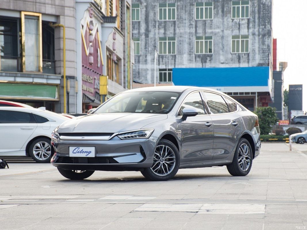 2024 Honor EV 510km Leading Car met BYD Qin Plus en Automatic Gearbox