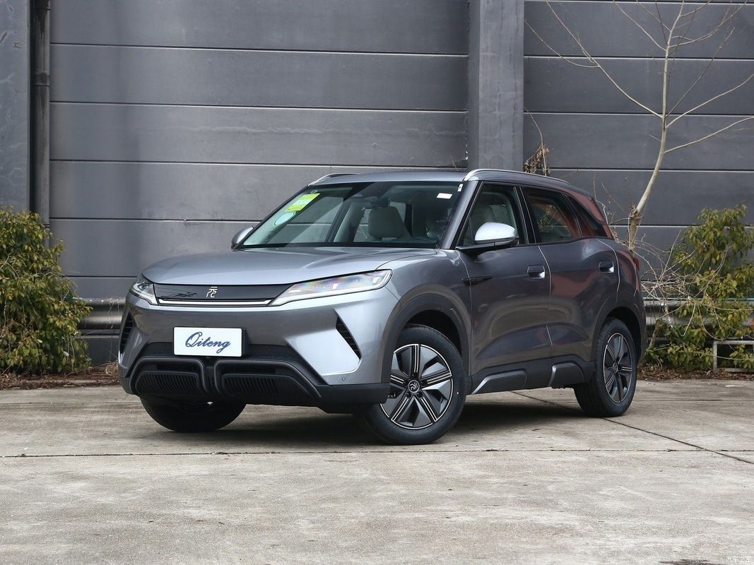 2024 401km Transcendence SUV Wit Exterieur Kleur BYD Yuan UP met geavanceerde technologie