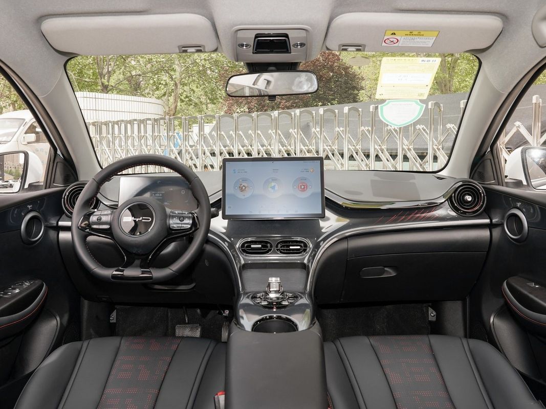Vinnige verzending 2023 E2 Luxe Car Professional Service Body Style SUV SUV Zittingen 5