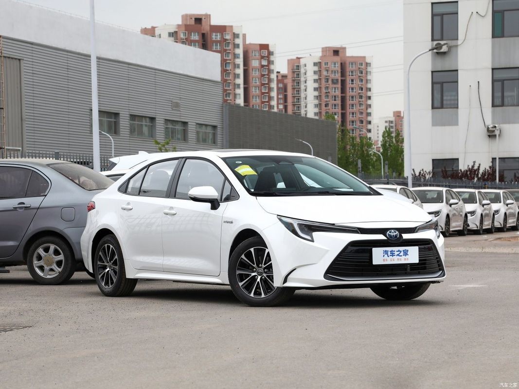 Auto 1.8L Dual Clutch Hybrid Toyota Levin Sedan Benzine Auto met aanpassingsmogelijkheid