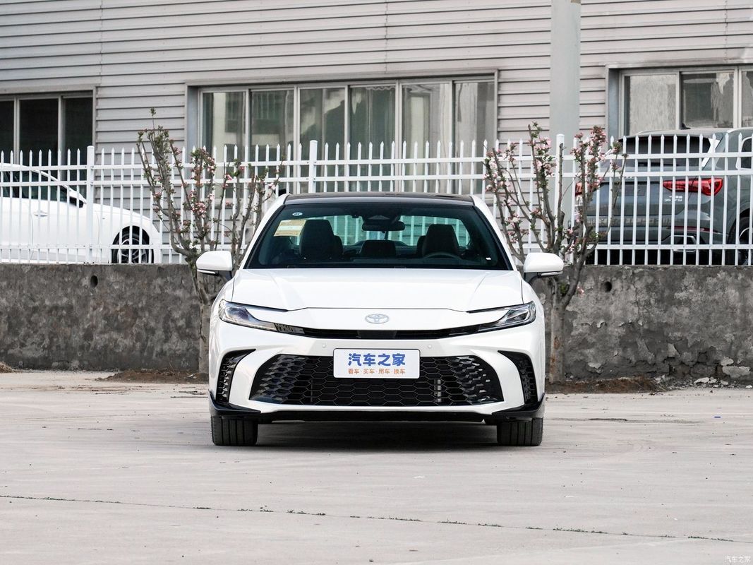 Aanpassing 2024 Toyota Camry GAC 80 2.0 Sport Top Versie Conventioneel brandstof benzine auto