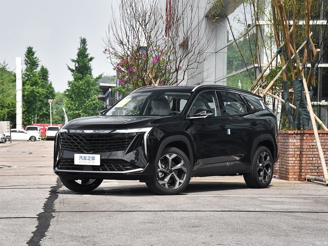 2024 Geely Boyue L 1.5t DCT Flagship Versie Compacte middelgrote SUV met 181 pk L4 Power