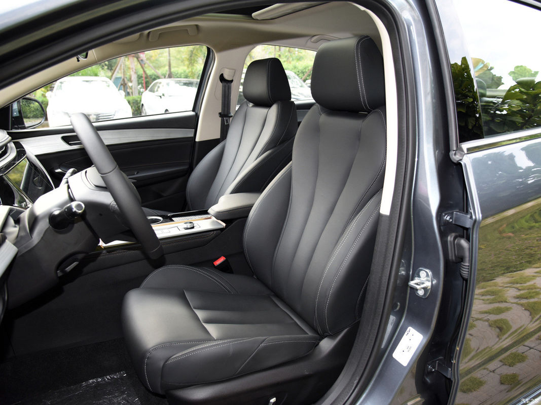 Benzinwagen Chery Arrizo5 Plus 2021 Ozawa 1.5L CVT Xing PLUS met After-Sales Service