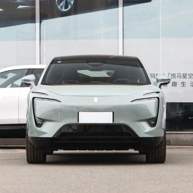2022 Avatar 11 Langlevende Dual Motor Car Curb Gewicht 2280kg Uithoudingsvermogen 555km Vierzitter