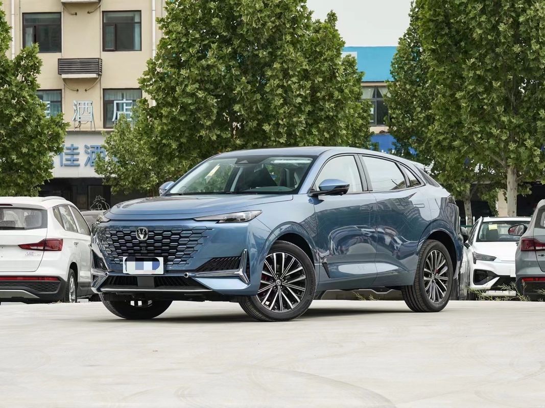 1930 Kg Changan Uni-K 2.0t 4WD Maximale configuratie Top SUV Benzine Auto Op maat