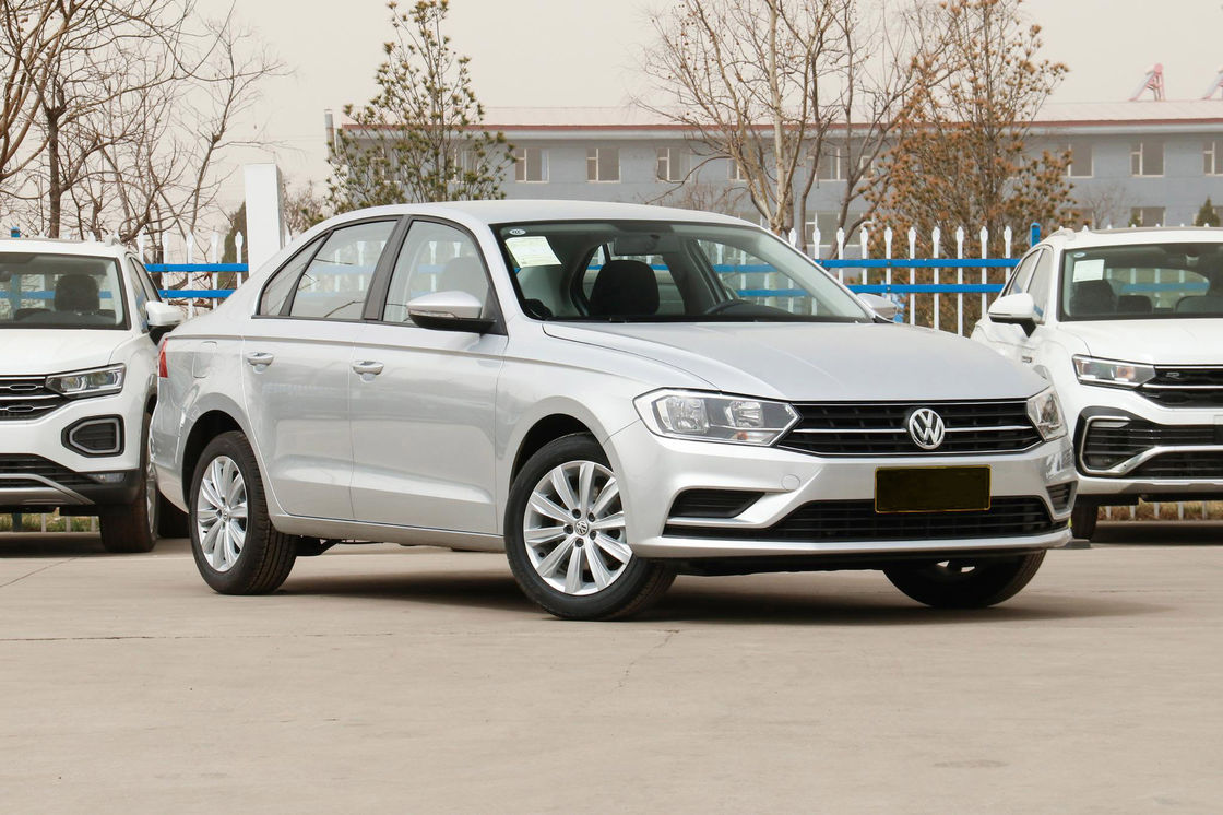 2019 VW Bora Legend Auto Fashion Gasoline Cars 4562x1793x1468 met Energy Type Gasoline