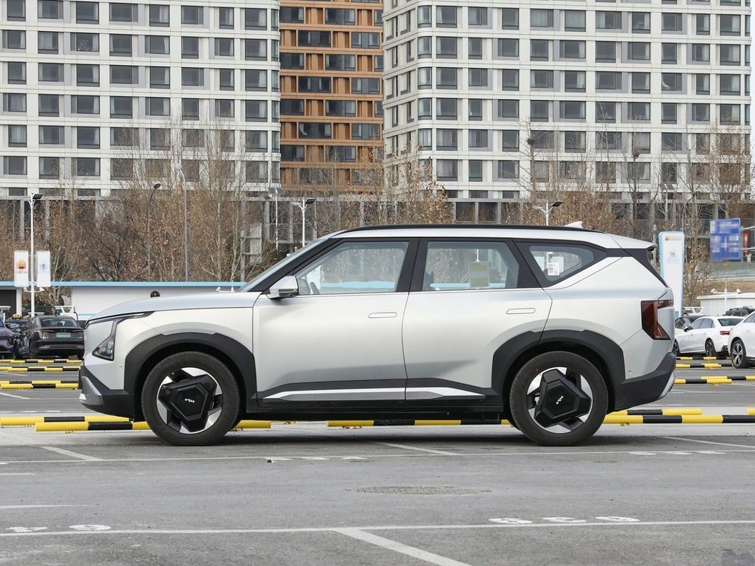 KIA EV5 530 Light Air Land SUV /Gebruikte EV-auto met wielbasis voor/achter mm 1626/1631