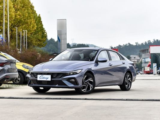 Hyundai Elantra 2023 1.5L CVT Glx Elite Edition Witte Buitenste Zittingen 5 Benzine Auto